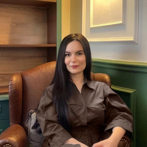 Psk. Esra Sayın